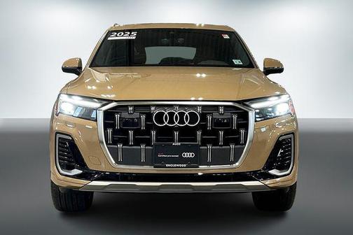 2025 Audi Q7 55 Premium Plus