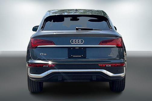 2024 Audi Q5 45 S line Premium