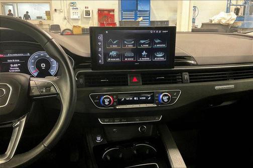 2022 Audi A4 40 Premium Plus