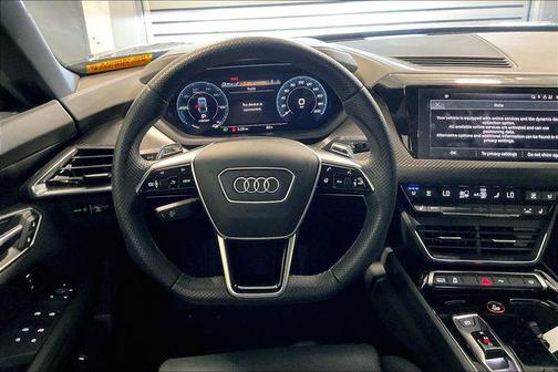 2022 Audi e-tron GT Premium Plus