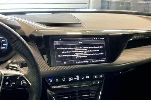 2022 Audi e-tron GT Premium Plus