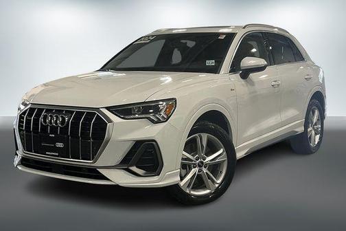 2024 Audi Q3 45 S line Premium Plus