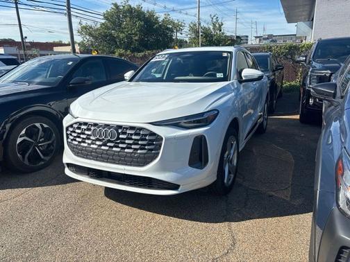Glacier White Metallic 2025 Audi Q5 2.0T Premium Plus