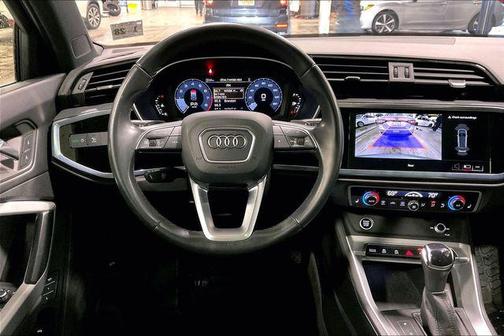 2023 Audi Q3 Premium 45 TFSI S line quattro Tiptronic