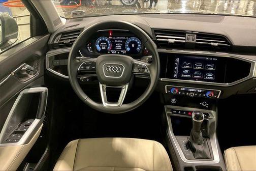 2022 Audi Q3 45 S line Premium