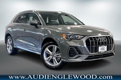 2022 Audi Q3 45 S line Premium