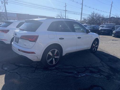 2023 Audi Q5 45 S line Premium Plus