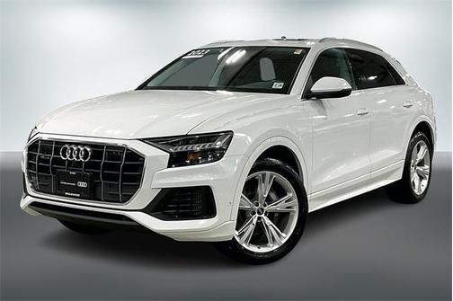 2023 Audi Q8 55 Premium Plus