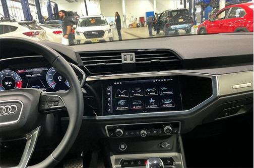 2024 Audi Q3 45 S line Premium Plus