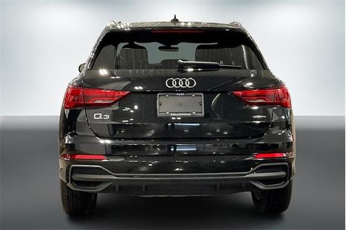 2024 Audi Q3 45 S line Premium Plus