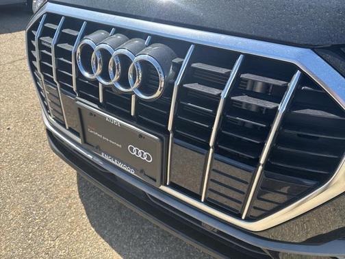 2024 Audi Q3 45 S line Premium Plus
