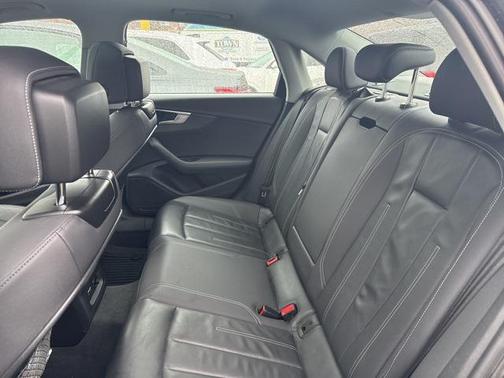 2021 Audi A4 40 Premium Plus
