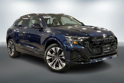 2025 Audi Q8 55 Premium Plus