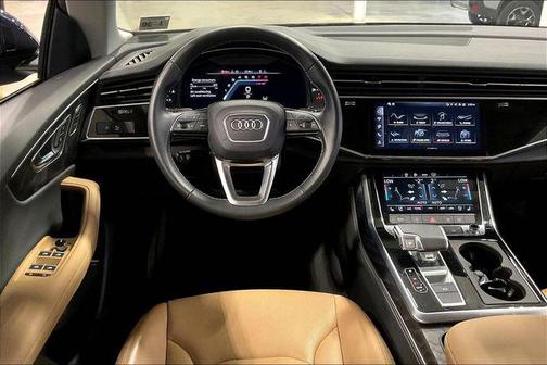 2025 Audi Q8 55 Premium Plus