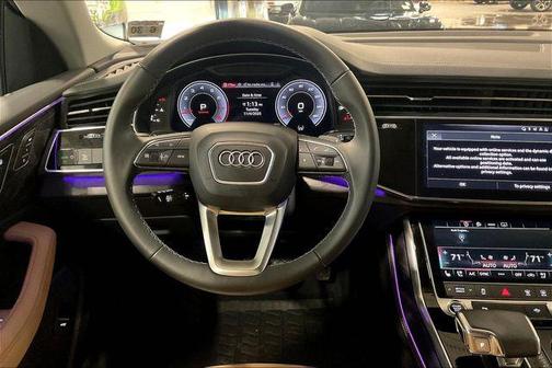 2025 Audi Q8 55 Premium Plus
