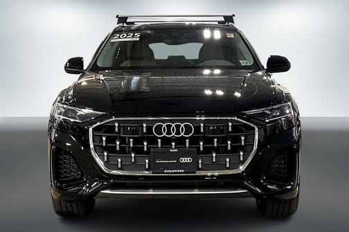 2025 Audi Q8 55 Premium Plus