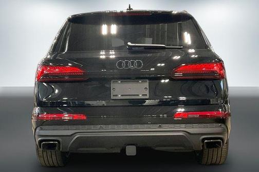 2025 Audi Q7 55 Prestige