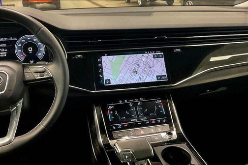 2022 Audi Q8 55 Premium Plus