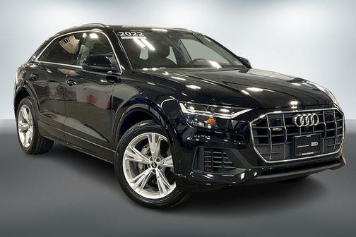 2022 Audi Q8 55 Premium Plus