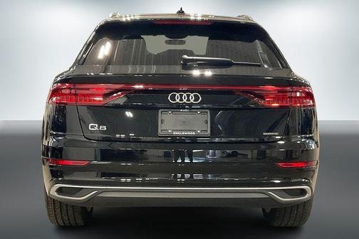 2022 Audi Q8 55 Premium Plus