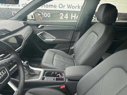 2024 Audi Q3 45 S line Premium Plus