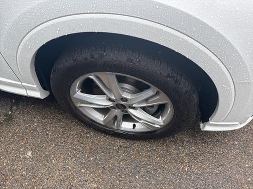 2024 Audi Q3 45 S line Premium Plus