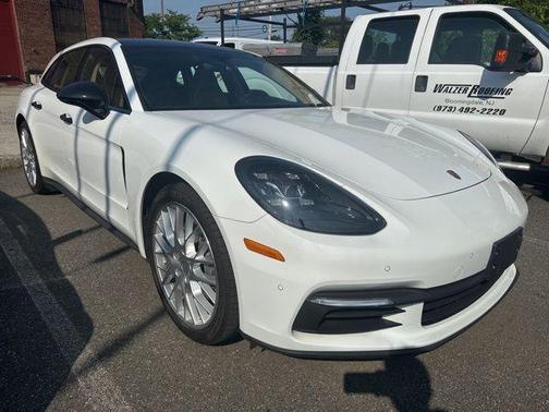 2018 Porsche Panamera Sport Turismo 4S