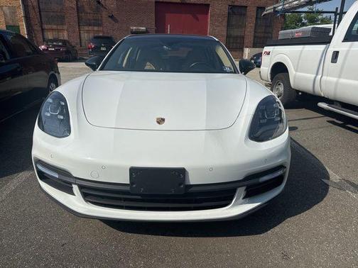 2018 Porsche Panamera Sport Turismo 4S