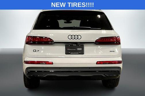2022 Audi Q7 55 Premium Plus