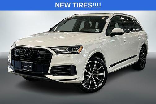 2022 Audi Q7 55 Premium Plus