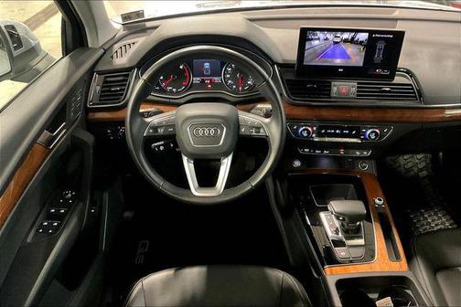 2023 Audi Q5 45 S line Premium