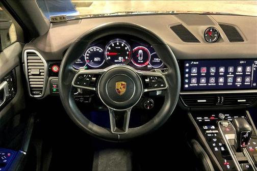 2023 Porsche Cayenne Platinum Edition
