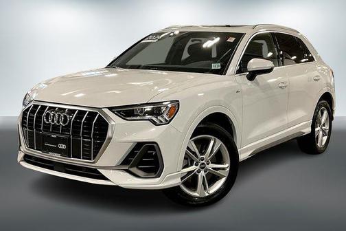 2024 Audi Q3 45 S line Premium Plus