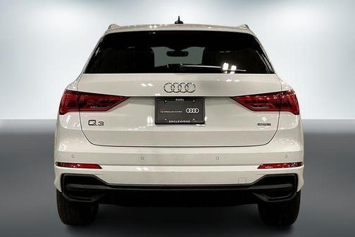2024 Audi Q3 45 S line Premium Plus