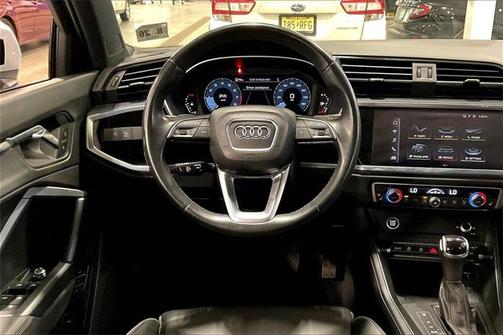 2022 Audi Q3 45 S line Premium Plus