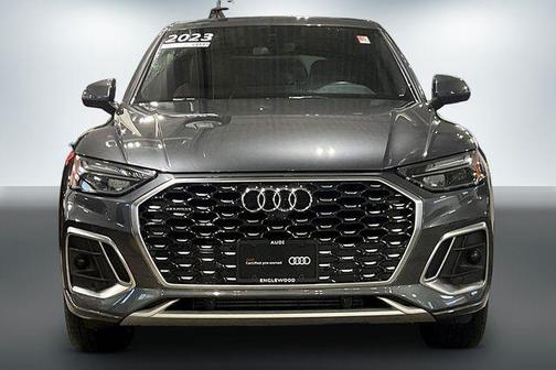Daytona Gray Pearl Effect 2023 Audi Q5 45 S line Premium