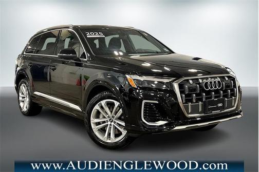 2025 Audi Q7 55 Premium