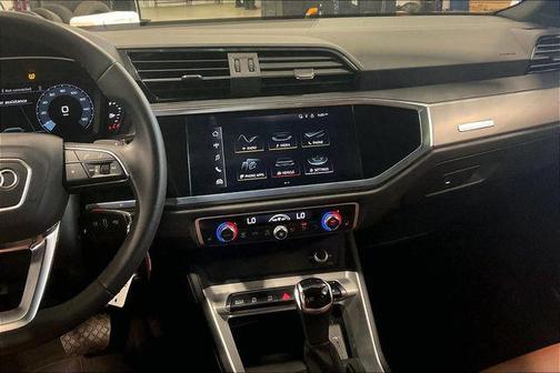 2022 Audi Q3 45 S line Premium