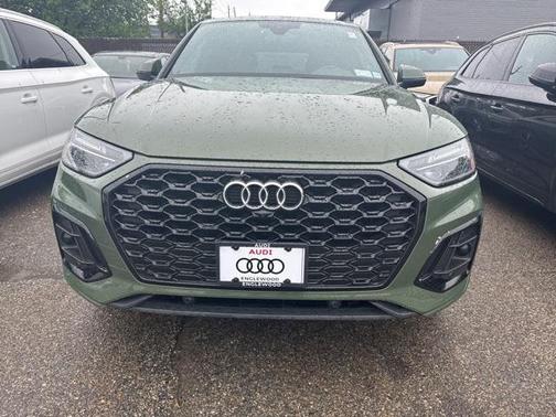 2022 Audi Q5 45 S line Premium Plus