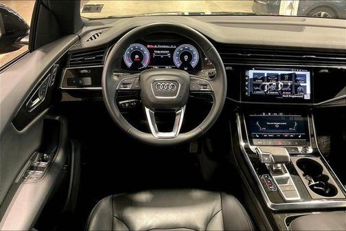 2025 Audi Q8 55 Premium