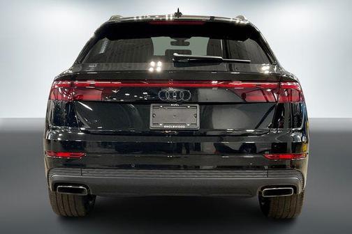 2025 Audi Q8 55 Premium