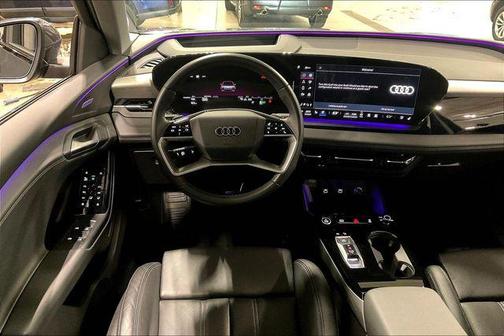 2025 Audi Q6 e-tron Premium Plus quattro