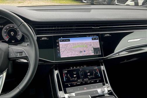 2025 Audi Q7 55 Premium