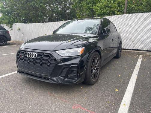 Mythos Black Metallic 2023 Audi SQ5 3.0T Premium Plus