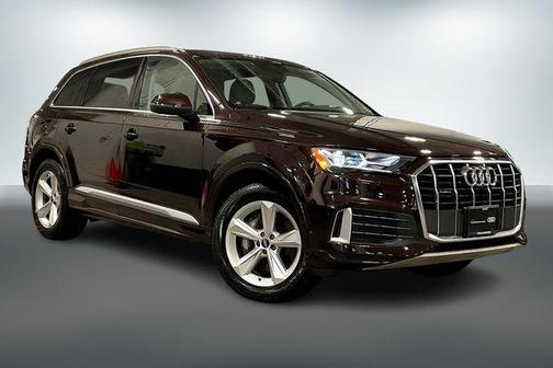 2022 Audi Q7 45 Premium