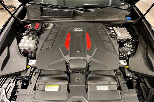 2022 Audi SQ8 4.0T Premium Plus