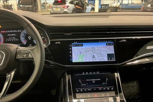 2024 Audi Q8 55 Premium Plus