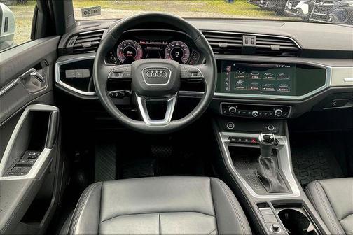 2021 Audi Q3 40 Premium Plus