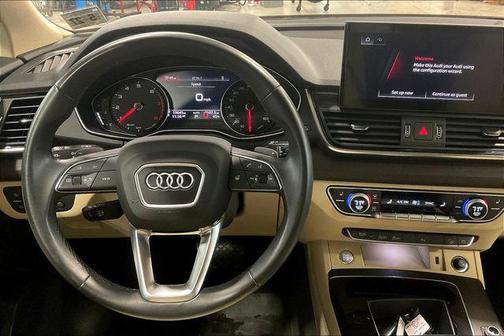 2022 Audi Q5 40 Premium
