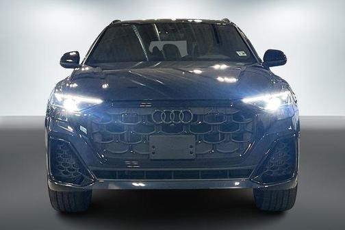 2025 Audi Q8 55 Premium Plus